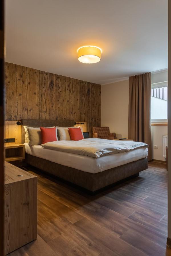 Dammschenke Gasthof & Hotel Kurort Jonsdorf Εξωτερικό φωτογραφία